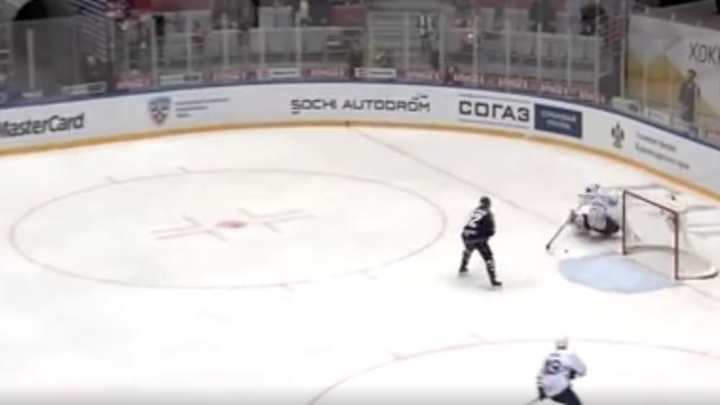 Watch: KHL goalie falls on his butt, allows easy goal