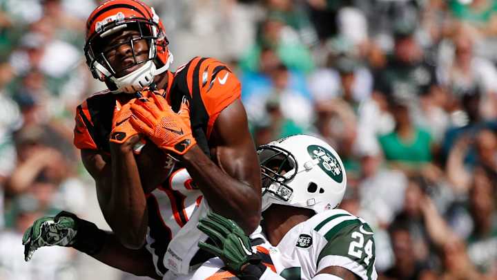 Jets' Revis likely a game-time decision, Decker still out Jets' Revis likely a game-time decision, Decker still out