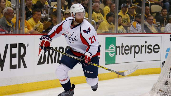 Capitals defenseman Karl Alzner has sports hernia surgery