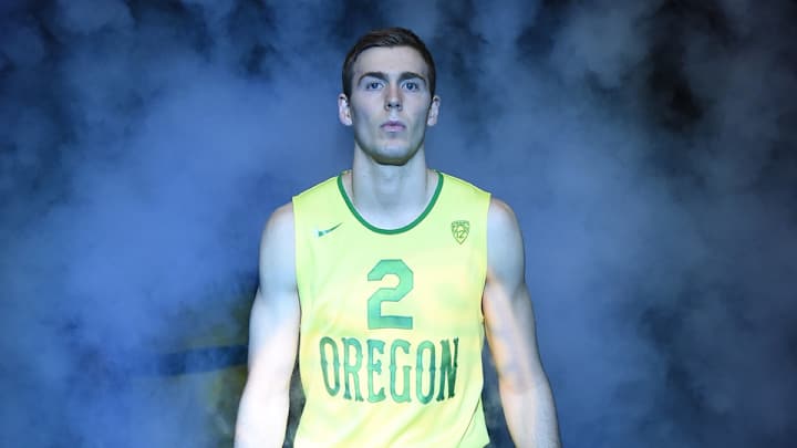 Watch: Casey Benson’s Pac 12 title game entrance was flawless Watch: Casey Benson’s Pac 12 title game entrance was flawless