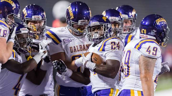 Show-stopping performances lead to FCS national honors