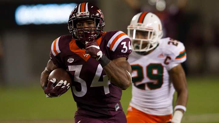 Virginia Tech fans hang insensitive Jose Fernandez sign before Miami game