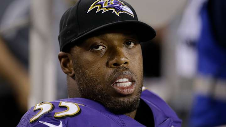 NFL's Terrell Suggs arrested on suspended license in Arizona