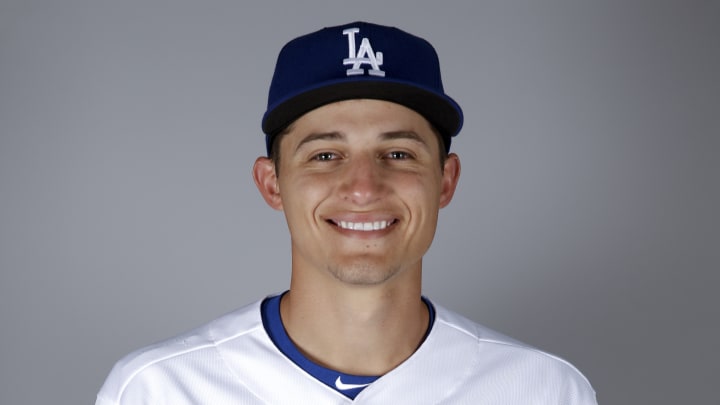 Dodgers' Seager to get MRI on sore left knee Dodgers' Seager to get MRI on sore left knee