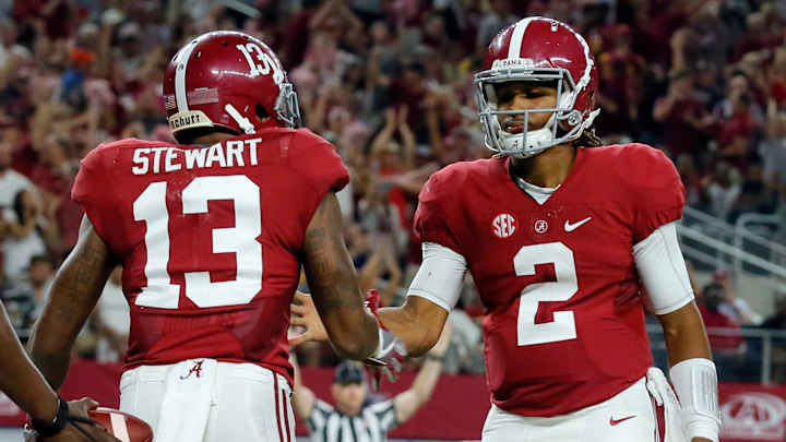 No. 1 Alabama rolls with freshman QB to beat No. 20 USC 52-6
