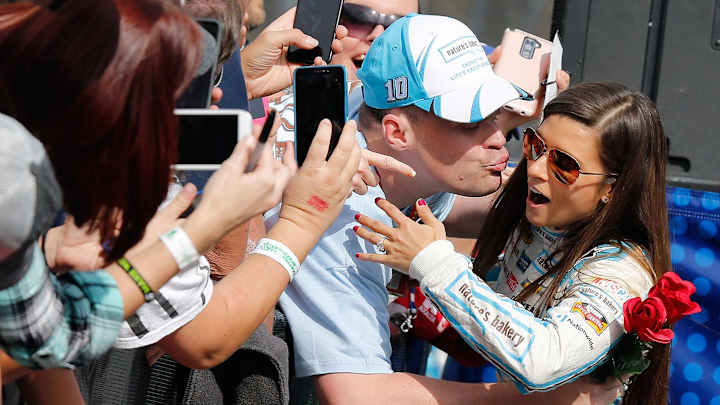 Wacky Sports Photos of the Week (Oct. 26-Nov. 1)