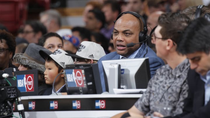 Charles Barkley: Unfair to compare concussions in football, basketball Charles Barkley: Unfair to compare concussions in football, basketball