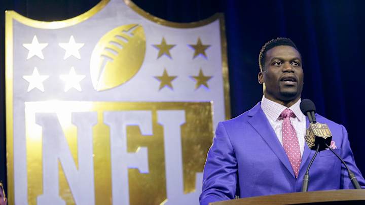 Ravens reach agreement with TE Watson on 2-year deal