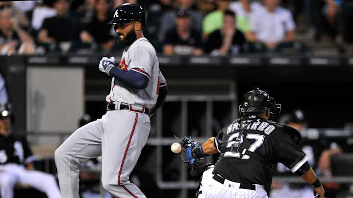 Braves overcome triple play, beat White Sox 11-8