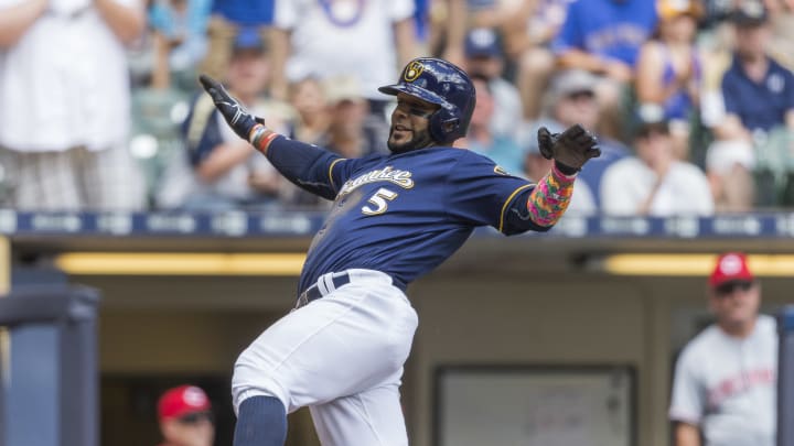 Villar, Lucroy spark Brewers in 5-4 win over reeling Reds