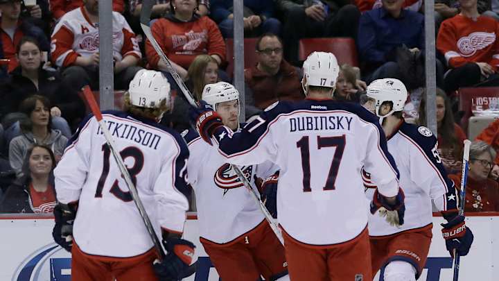 Sheahan leads Red Wings to 2-1 win over Blue Jackets