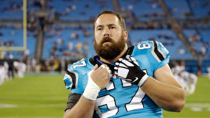 Panthers place centers Kalil, Gradkowski on injured reserve