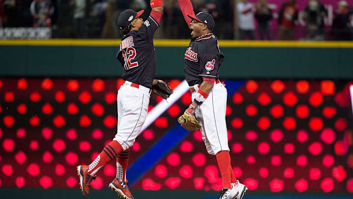 Bauer's stitched finger better, Indians hope he'll pitch