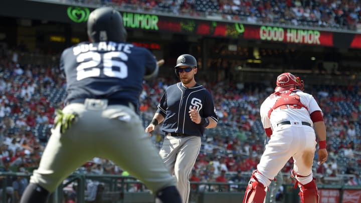 Padres score 4 in 9th to take series from Nationals