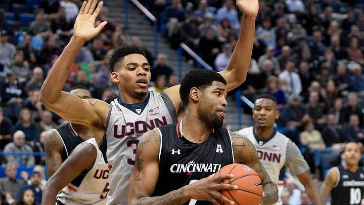 Clark's 3-point play lifts Cincinnati over UConn 58-57 Clark's 3-point play lifts Cincinnati over UConn 58-57