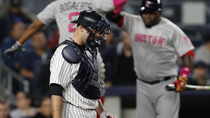 Ortiz hits 2 HRs, Wright pitches Red Sox past Yankees 5-1