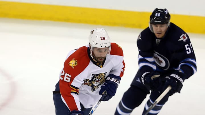 Reilly Smith scores 2 goals to lead Panthers past Jets, 3-2 Reilly Smith scores 2 goals to lead Panthers past Jets, 3-2