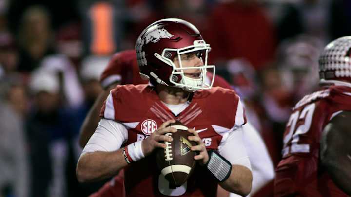 Arkansas searching for answers for Allen's recent struggles