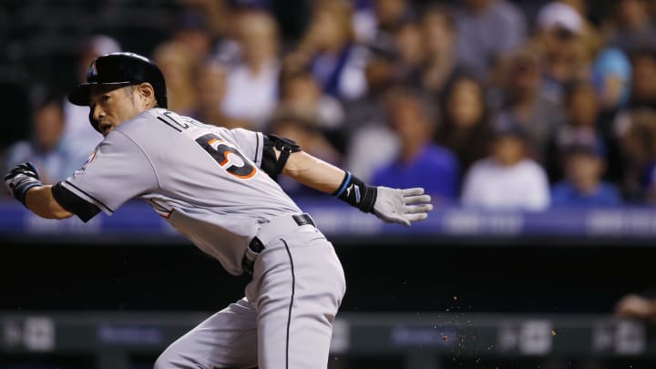 Ichiro Suzuki gets 2,999th career hit in majors