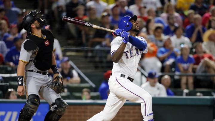 LEADING OFF: Harvey seeks fix, Royals rallying and rolling