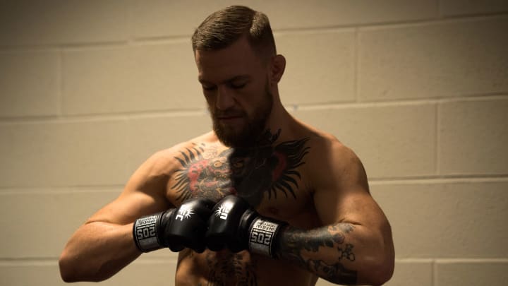 Conor McGregor issued boxing license in California