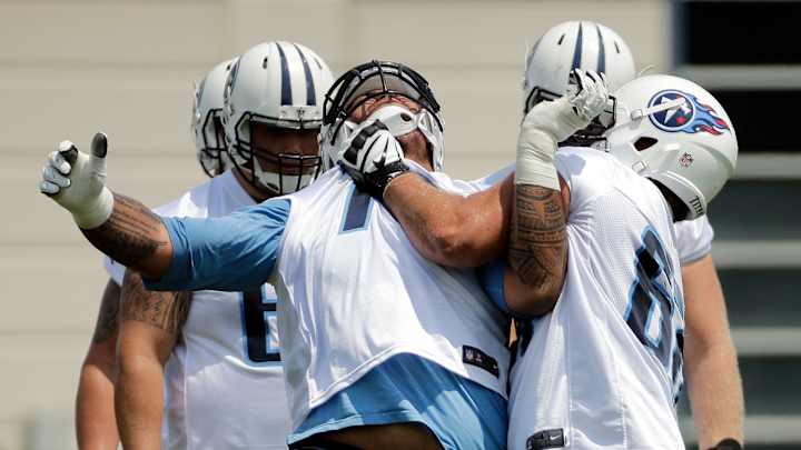 Titans' coach has officials at practice to reduce penalties