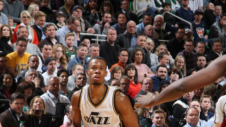 Hood scores 28 to lead Jazz to 94-85 win over Cavaliers