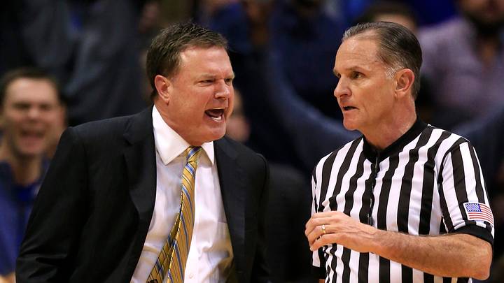 Kansas, Oklahoma stay 1-2 in men's AP Top 25 poll Kansas, Oklahoma stay 1-2 in men's AP Top 25 poll