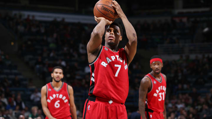 Lowry scores 25 points to lead Raptors past Bucks, 107-89