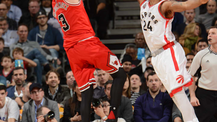 Bulls win ninth straight against Raptors, 109-107 Bulls win ninth straight against Raptors, 109-107