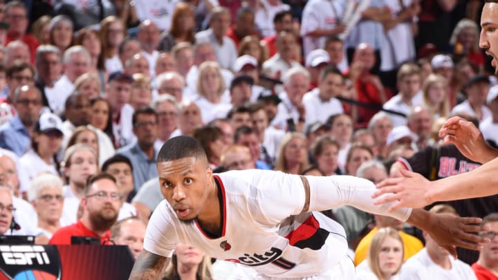 Lillard has 40, Blazers cut Warriors' advantage to 2-1