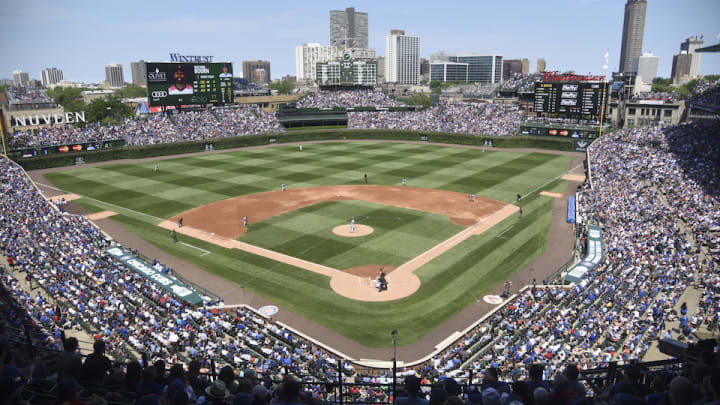 Fan injured after falling from bleachers at Wrigley Field