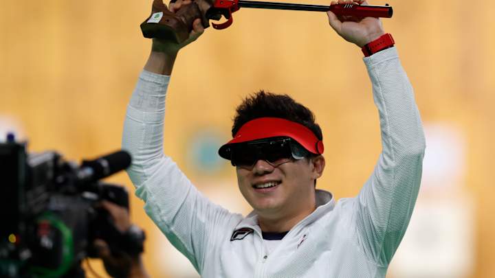 Jongoh wins third 50-meter pistol gold after miscue