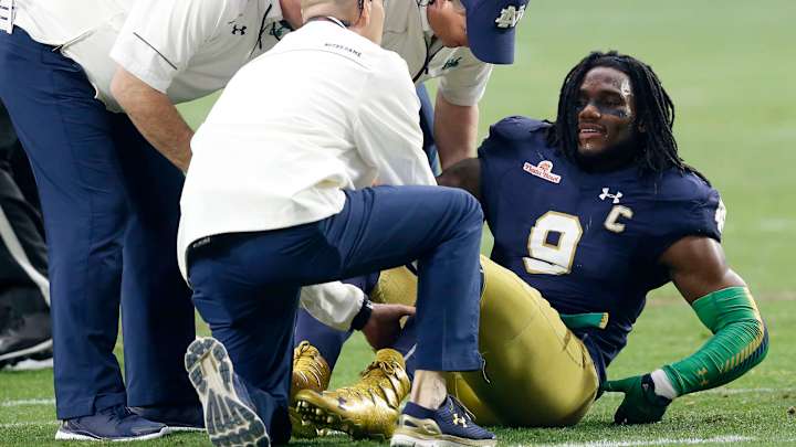 ND’s Jaylon Smith has ‘significant’ knee injury after Fiesta Bowl