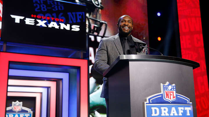 Texans address offensive needs early; have 3 picks Saturday Texans address offensive needs early; have 3 picks Saturday