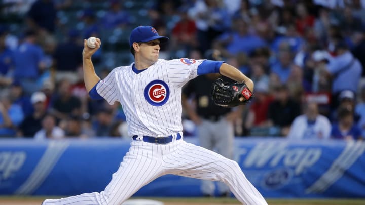 Hendricks lowers ERA to 2.09 as Cubs top Pirates 3-0