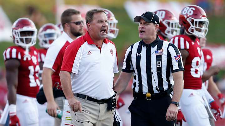 Hoosiers add new wrinkle to offense with rotating QBs Hoosiers add new wrinkle to offense with rotating QBs