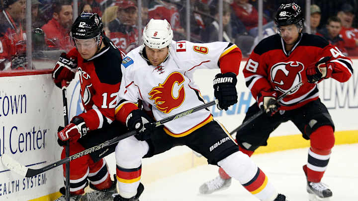 NHL rumors: Latest buzz around trades, coach firings, signings