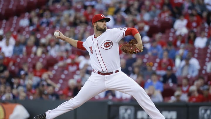 Adleman latest Reds starter hurt, leaves game after pitch