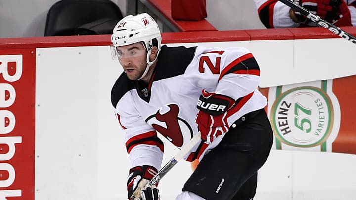 Kyle Palmieri signs 5-year, $23.25M contract with Devils Kyle Palmieri signs 5-year, $23.25M contract with Devils