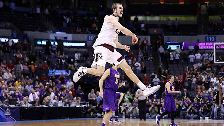 Texas A&M advances to Sweet 16 after UNI’s epic collapse