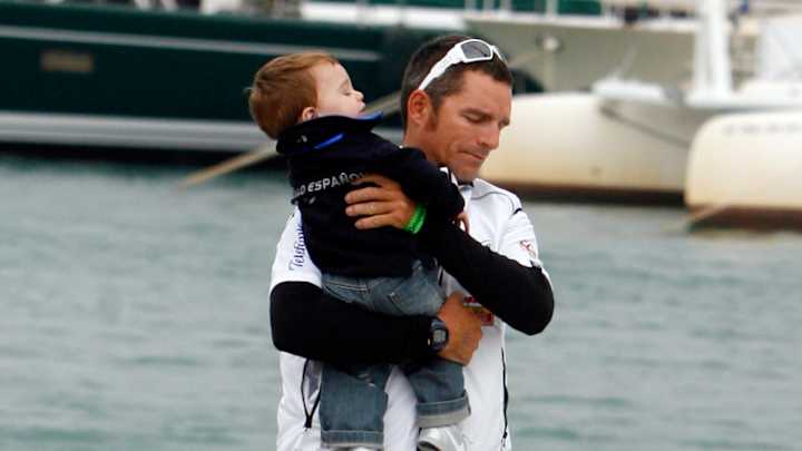 Olympic gold-medal sailor tells of gunpoint robbery in Rio Olympic gold-medal sailor tells of gunpoint robbery in Rio