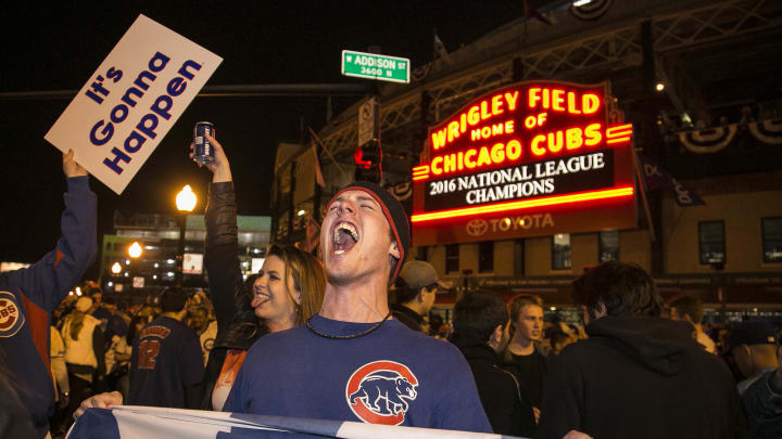 Want to see World Series at Wrigley? It will cost thousands