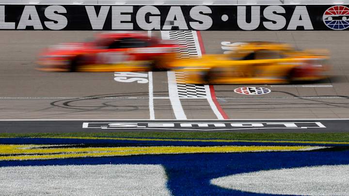 Brad Keselowski passes Kyle Busch late to win at Las Vegas Brad Keselowski passes Kyle Busch late to win at Las Vegas