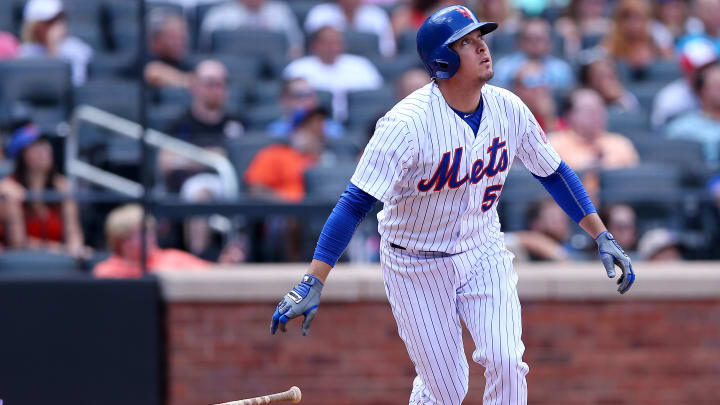 Mets acquire Kelly Johnson in trade with Braves