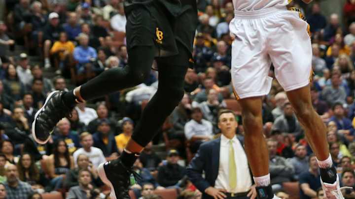 Long Beach State upsets UC Irvine in Big West semifinals Long Beach State upsets UC Irvine in Big West semifinals