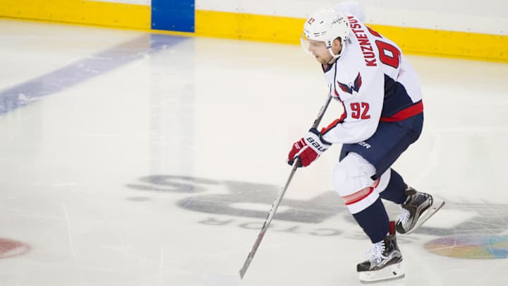 Watch: Capitals’ Kuznetsov makes impressive spin pass to Ovechkin