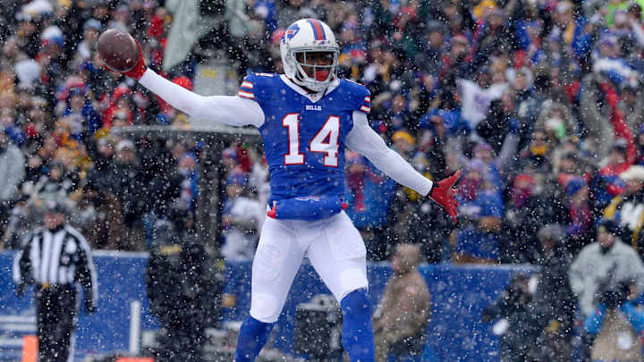 Bills receiver Watkins voices his support of coach Rex Ryan