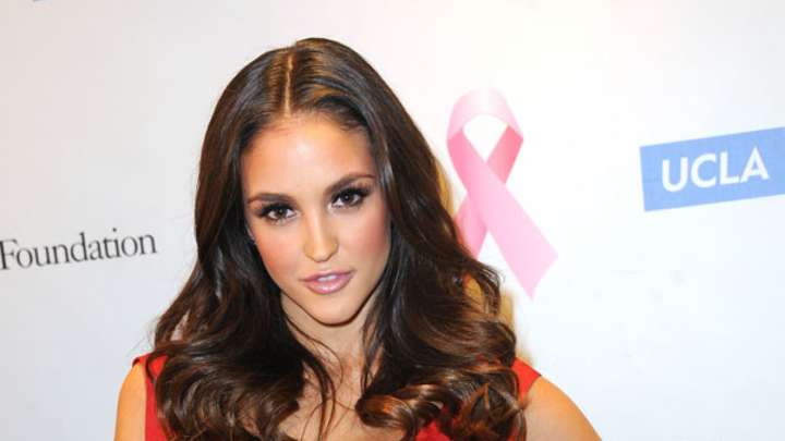 Thursday's PM Hot Clicks: Jaclyn Swedberg; Playing soccer in hail Thursday's PM Hot Clicks: Jaclyn Swedberg; Playing soccer in hail