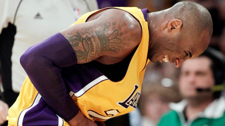 Watch: Kobe Bryant gets dislocated finger popped into place